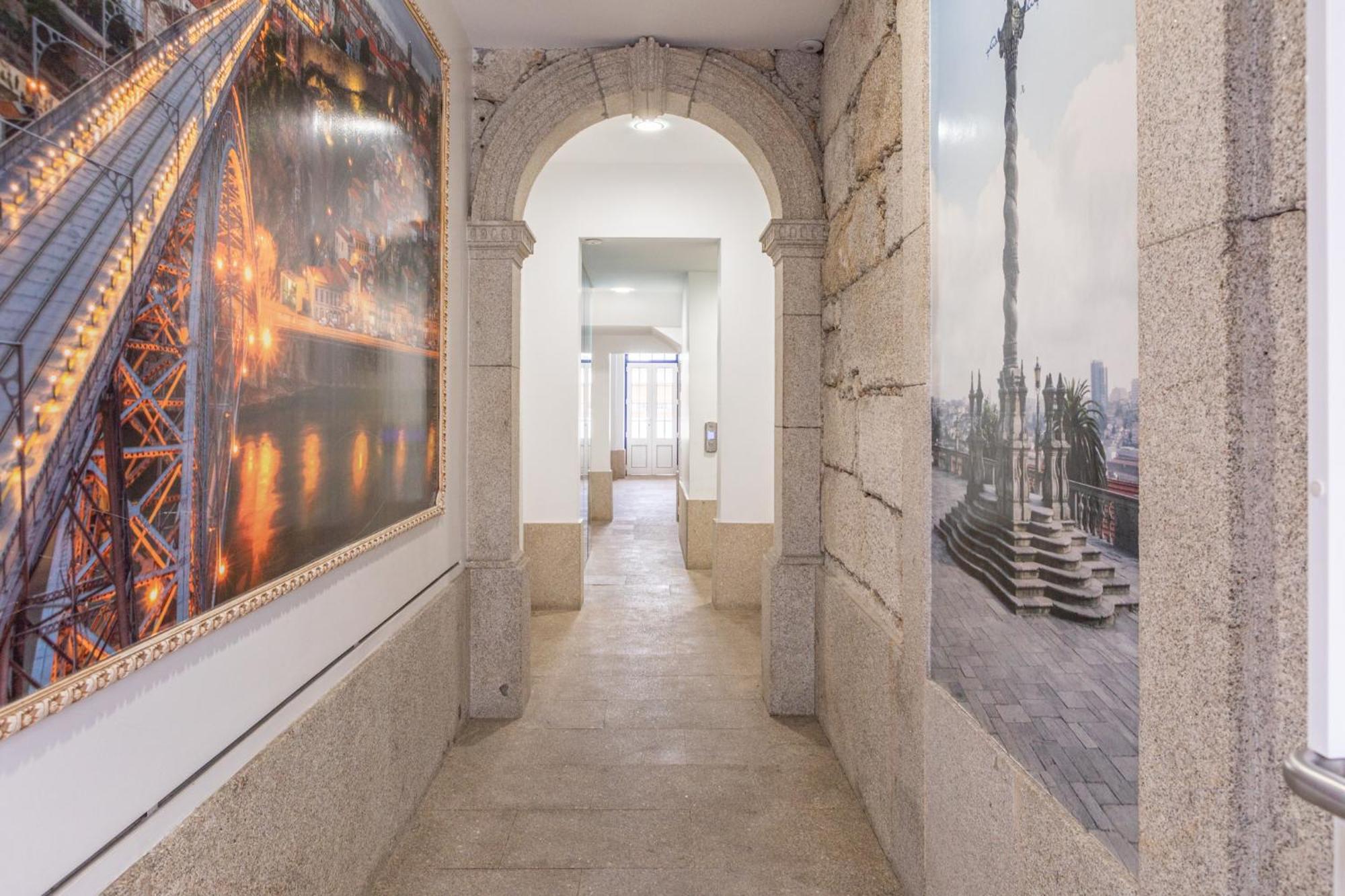 Deluxe Spacious Flats W Mezzanine By Host Wise Apartment Porto Exterior photo